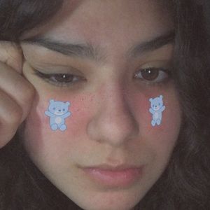 Meet your Posher, Valeria